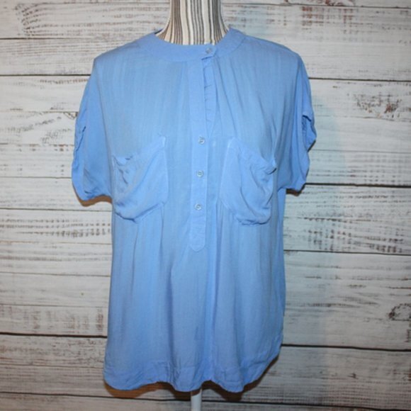 Anthropologie Cloth And Stone Rayon Blue Chambray Blouse 2 Breast Pockets Size M - Picture 1 of 6